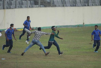জামিন পেলেন মাঠে ঢুকে পড়া মুস্তাফিজের সেই ভক্ত


