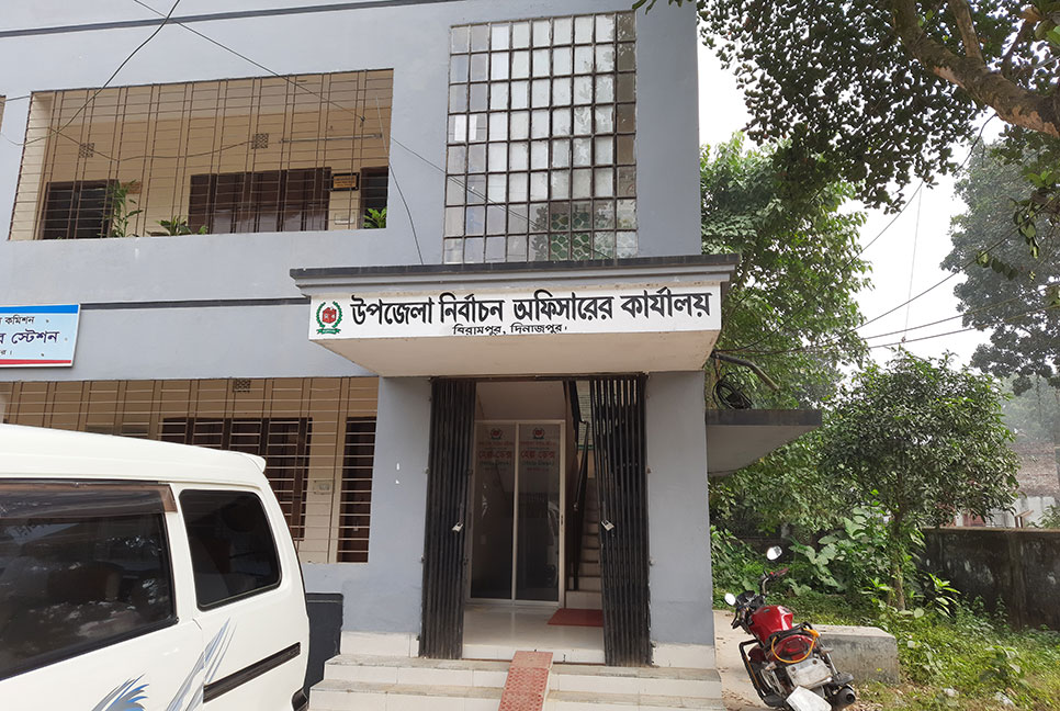 জীবনের প্রথম বোতাম টিপে ভোট দিবে ১২ হাজার ভোটার