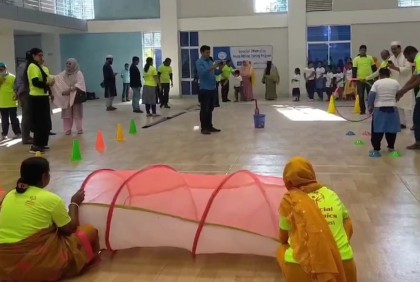 নেত্রকোনায় প্রতিবন্ধী শিক্ষার্থীদের নিয়ে প্রশিক্ষণ