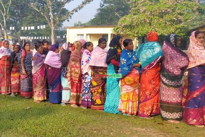 ঝিনাইদহের ২ উপজেলার ১৬ ইউনিয়নে ভোট চলছে

