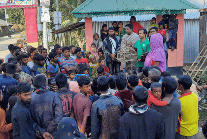 সিংড়ায় ৫টি পাখি অবমুক্ত, কারেন্ট জাল ধ্বংস  
