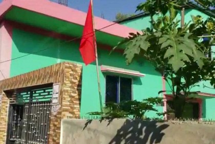 দক্ষিণ আফ্রিকা ফেরত প্রবাসীদের বাড়িতে উড়ছে লাল পতাকা