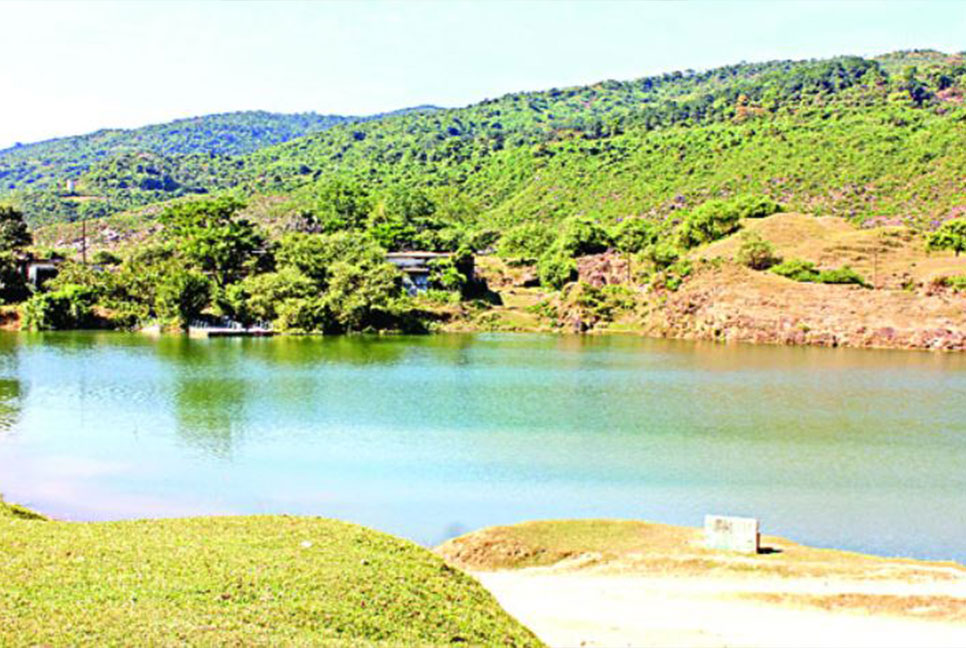 মোহনীয় রূপে নীলাদ্রি