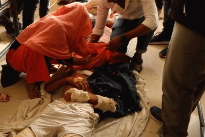 যশোরে যুবলীগের বর্ধিত সভায় ছুরিকাঘাতে আহত ৫