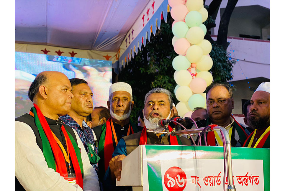 'শেখ হাসিনা মানবিক রাজনীতি করেন বলেই খালেদা জিয়া জেলের বাইরে'