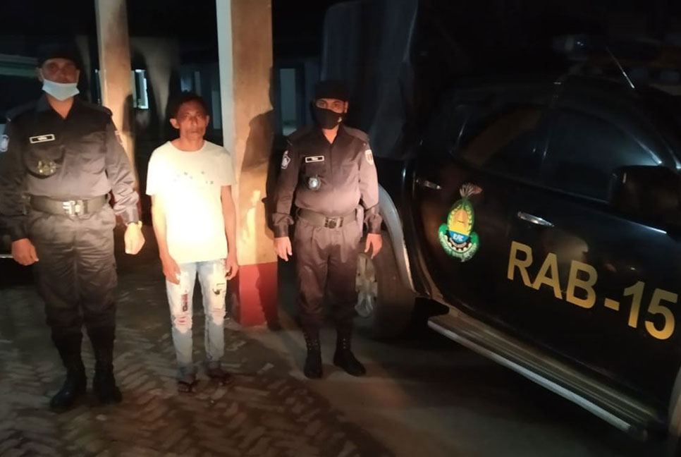 টেকনাফে সাড়ে সাত হাজার পিস ইয়াবাসহ রোহিঙ্গা আটক