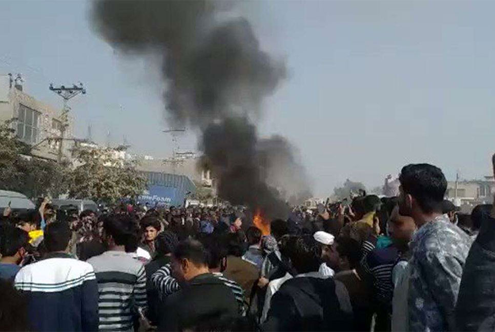 ধর্ম অবমাননার অভিযোগে পাকিস্তানে লঙ্কান নাগরিককে পুড়িয়ে হত্যা