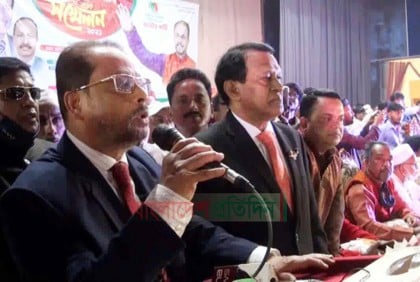 ‌‘দেশে গণতন্ত্র নেই, সাংবিধানিকভাবে একনায়কতন্ত্র কায়েম করা হয়েছে’