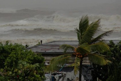 বারবার দিকবদলে শক্তি কমে গভীর নিম্নচাপে পরিণত ঘূর্ণিঝড় ‘জাওয়াদ’

