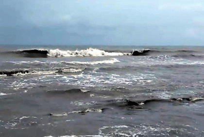 ঘূর্ণিঝড় জাওয়াদের প্রভাবে উত্তাল বঙ্গোপসাগর