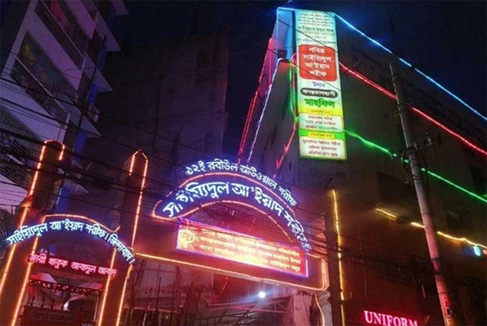 মুসলমানদের করোনা হয় না, মাস্ক পরাও কুফরি : রাজারবাগ পীর

