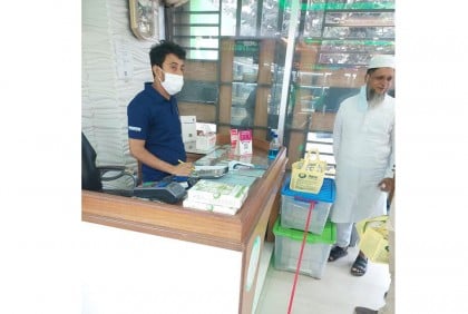 উত্তরার ‘ননী’ সুইটসে ভ্যাট গোয়েন্দার অভিযান; কাঁচাচালানের বই উদ্ধার