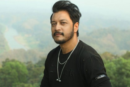 র‌্যাব সদর দপ্তরে নেওয়া হলো নায়ক ইমনকে