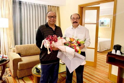 ভারতের পররাষ্ট্র সচিব শ্রিংলার সঙ্গে বসুন্ধরা গ্রুপ চেয়ারম্যানের সাক্ষাৎ