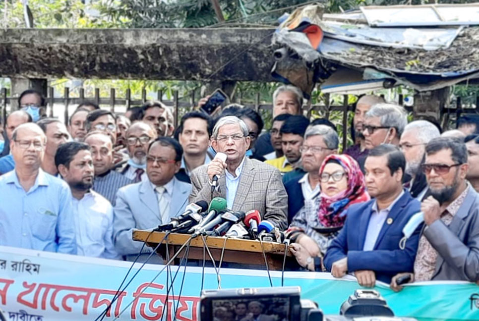 কারাগারে থাকাবস্থায় খালেদা জিয়া লিভার সিরোসিসে আক্রান্ত হন, দাবি ফখরুলের