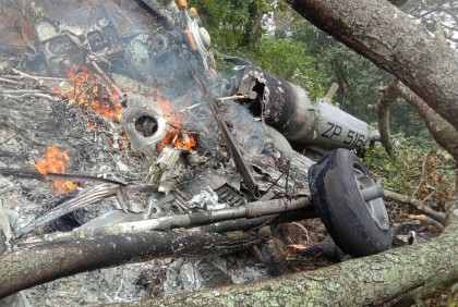 ভারতের সশস্ত্র বাহিনীর প্রধানকে বহনকারী হেলিকপ্টার বিধ্বস্ত, নিহত ১৩