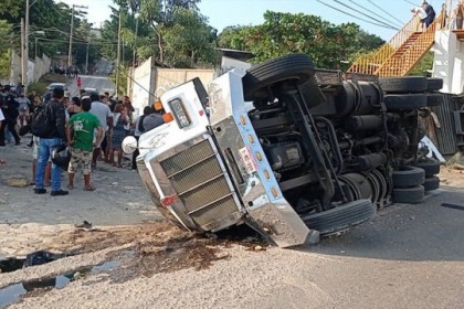 মেক্সিকোতে সড়ক দুর্ঘটনায় নিহত ৫৩
