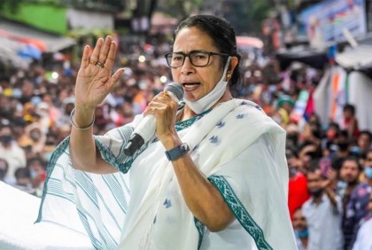 বিএসএফ ইস্যুতে আবারও সতর্ক বার্তা মমতার 


