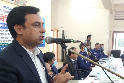 ‘ব্যালটে হাত দিলে হাত ভেঙে দেয়া হবে’