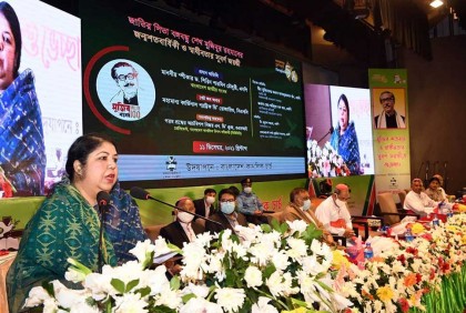 'দুধ উৎপাদন বৃদ্ধি এবং মাছ, মাংস ও ডিমে স্বয়ংসম্পূর্ণতা খামারিদের অনন্য অর্জন'

