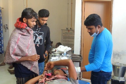 ঝিনাইদহে দুই মেম্বার প্রার্থীর সমর্থকদের সংঘর্ষ, আহত ২০ 

