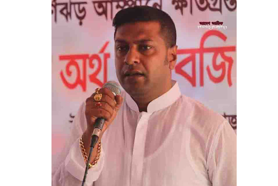 নির্বাচন থেকে সরে দাঁড়াতে হত্যার হুমকি