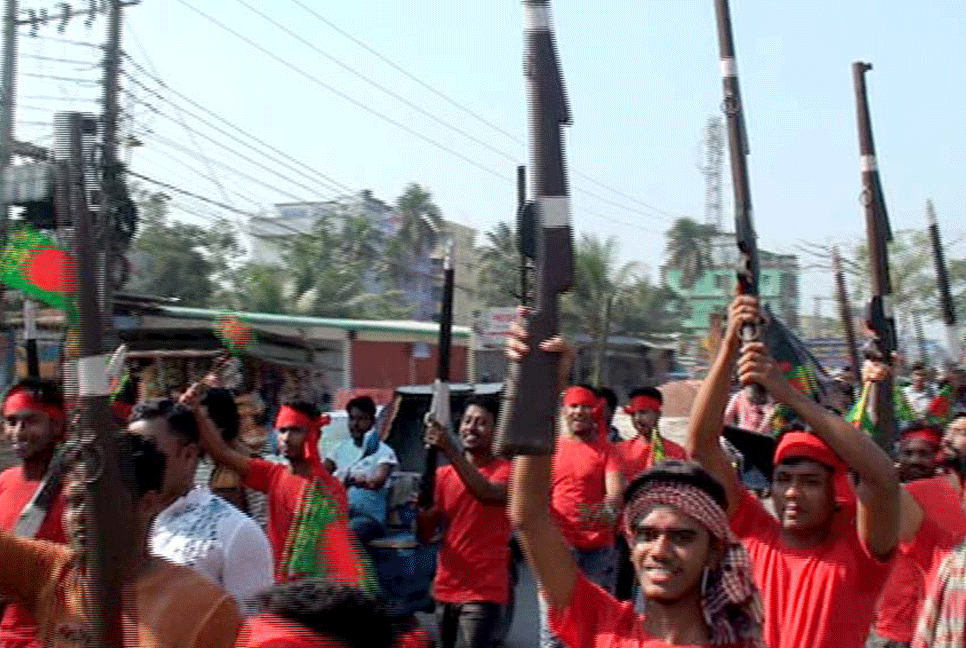 স্বাধীনতার সুবর্ণজয়ন্তীতে লক্ষ্মীপুরে বিজয় র‌্যালি