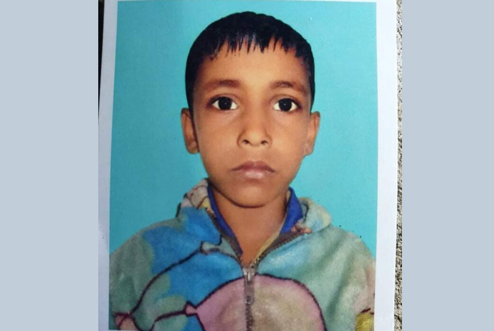 নিখোঁজের চার ঘণ্টা পর স্কুলশিক্ষার্থীর গলাকাটা লাশ উদ্ধার