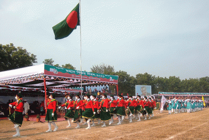 বিভিন্ন কর্মসূচিতে চাঁপাইনবাবগঞ্জে বিজয় দিবস উদযাপন