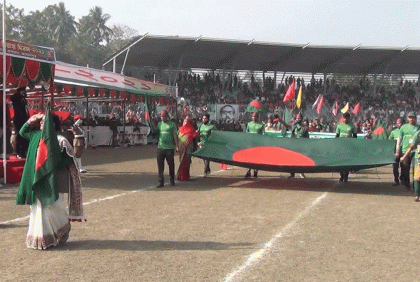 বিভিন্ন কর্মসূচিতে জামালপুরে বিজয় দিবস উদযাপন