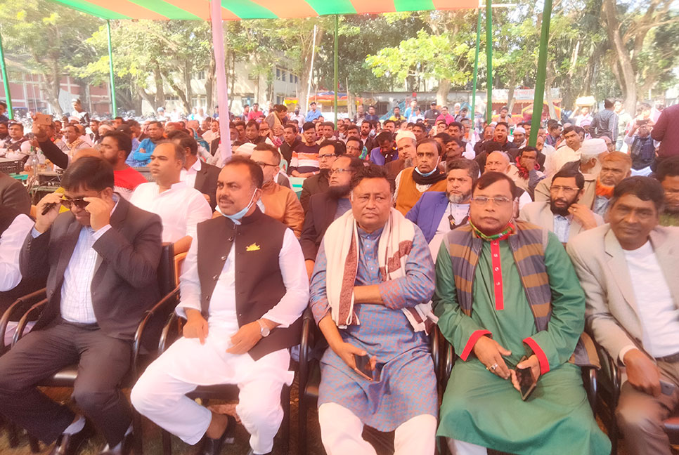 মুকসুদপুরে ইউপিতে নির্বাচিত চেয়ারম্যানদের সংবর্ধনা