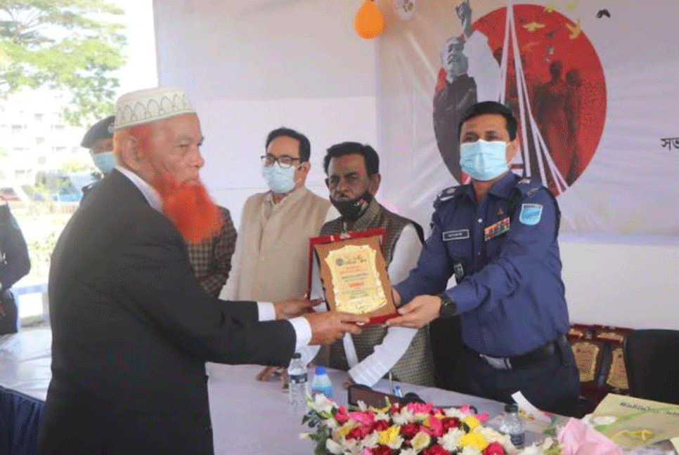 কিশোরগঞ্জে পুলিশের ৩৫ বীর মুক্তিযোদ্ধাদের সংবর্ধনা
