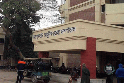 জয়পুরহাটে ভটভটি উল্টে কিশোরের মৃত্যু