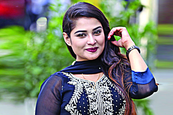 ‘ময়ূরাক্ষী’তে শিরিন শিলা