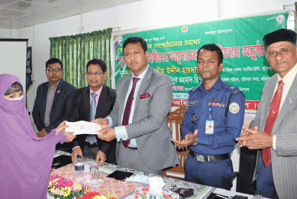 বরিশালে সন্ত্রাস, জঙ্গিবাদ ও মাদকবিরোধী কর্মশালা 