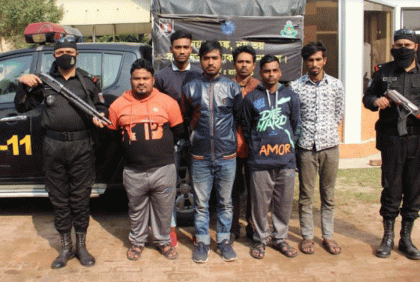 চোরাই তেলসহ ৬ জন গ্রেফতার 