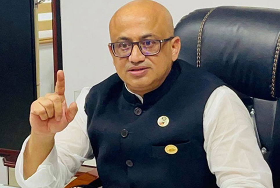মাদারীপুরে মুরাদ হাসানের বিরুদ্ধে মামলার আবেদন  
