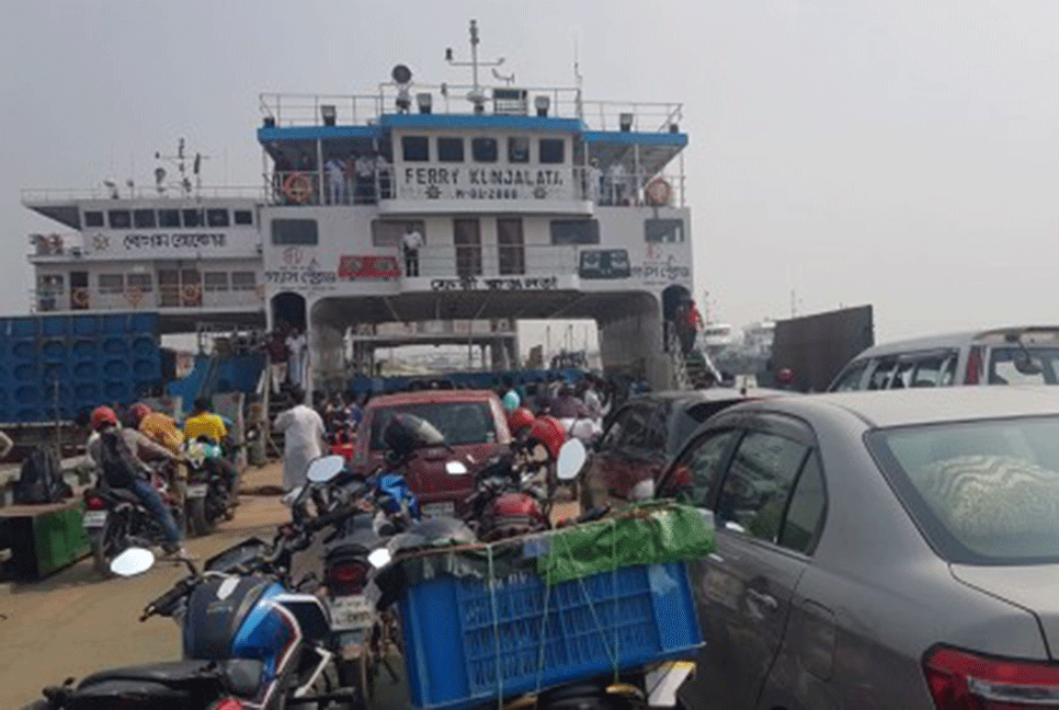 বাংলাবাজার-শিমুলিয়া রুটে নৌযান চলাচল শুরু