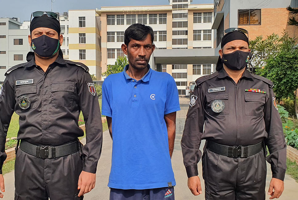ধর্ষণে ব্যর্থ হয়ে নারীকে গলাকেটে হত্যা, প্রধান অভিযুক্ত গ্রেফতার