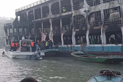 অগ্নিকাণ্ডের ঘটনায় যা বললেন সেই লঞ্চ মালিক 