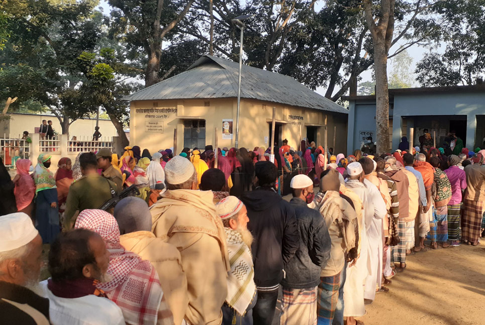 ব্রাহ্মণবাড়িয়ায় ১৫টি ইউনিয়নে চলছে ভোটগ্রহণ