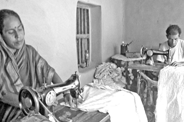 ঝুট কাপড়ে অর্থনৈতিক বিপ্লব