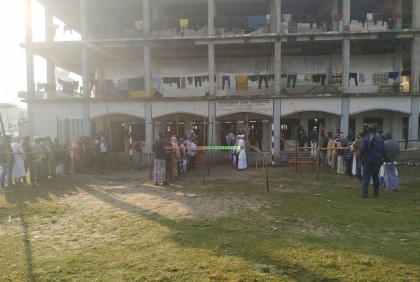 ফেনীতে ১৩ এজেন্টসহ আটক ৩৮

