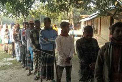 চাঁপাইনবাবগঞ্জের ৮টি ইউনিয়নে ভোটগ্রহণ শুরু