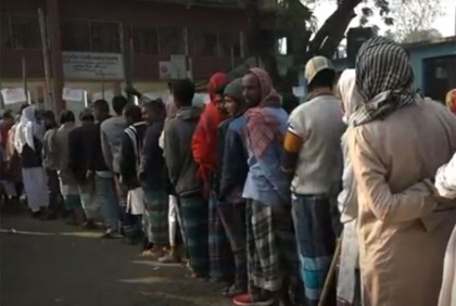 টাঙ্গাইলের ২১ ইউনিয়নে চলছে ভোট উৎসব