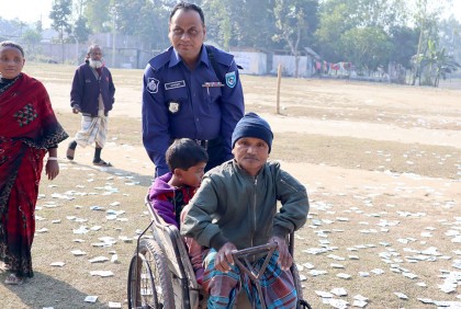 ‌‘মোর প্রার্থীক জিতাবার তাহানে ভোট দিবা আইচ্চু’