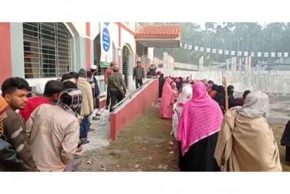 ভোলায় ভোটারদের ব্যাপক উপস্থিতি