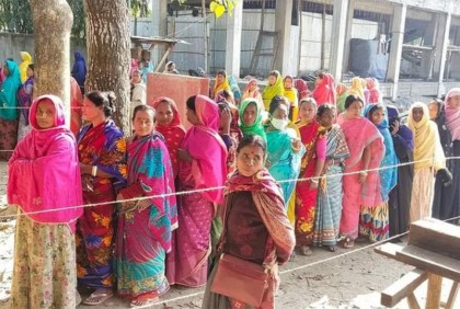 দায়িত্বে অবহেলার দায়ে দুই প্রিজাইডিং কর্মকর্তা প্রত্যাহার 