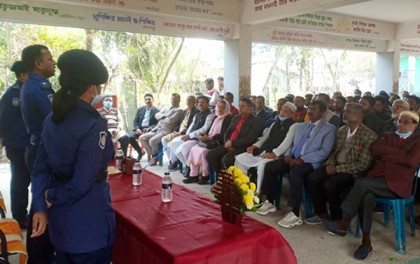 পুলিশের সেবায় সাধারণ মানুষ সন্তুষ্ট কিনা জানতে চাইলেন এসপি
