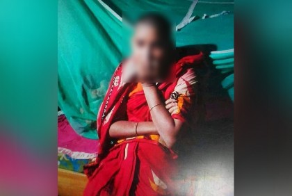 মাথা ন্যাড়া করে গৃহবধূকে নির্যাতনের অভিযোগ